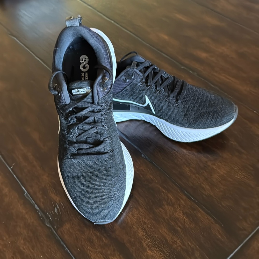 NIKE Women React Infinity Run Fly Knit 2